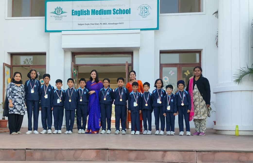 English Olympiad medal distribution classes I to V.